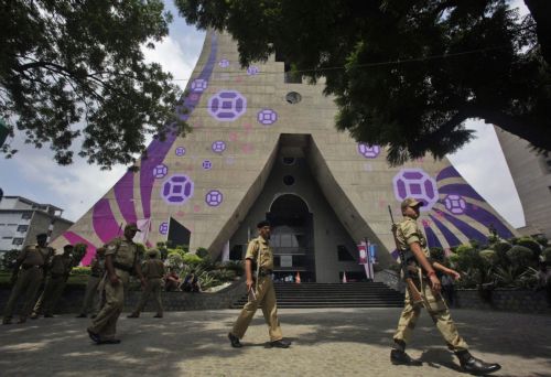 Πυροβολισμοί με δύο τουρίστες τραυματίες έξω από τζαμί στο Νέο Δελχί