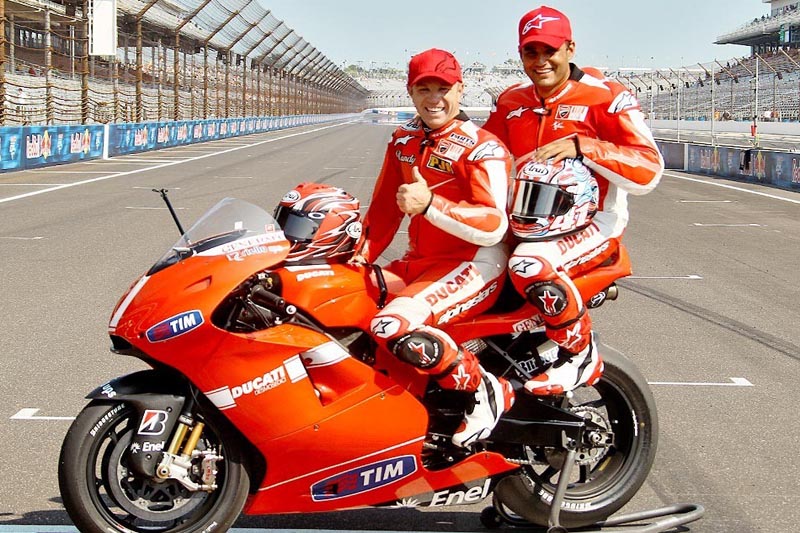 Ο Juan Pablo Montoya στη σέλα της Ducati!