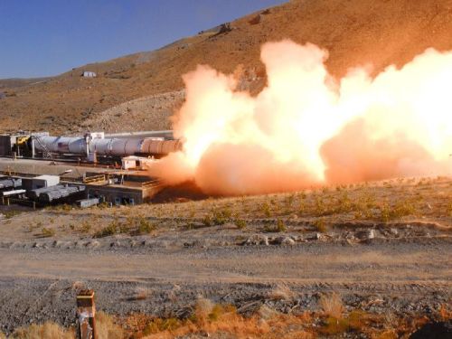 Επιτυχής δοκιμή για τον ισχυρότερο πυραυλοκινητήρα που ανέπτυξε ποτέ η NASA