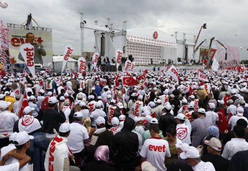 Αβέβαιη έκβαση στο δημοψήφισμα – «στοίχημα» του Ερντογάν