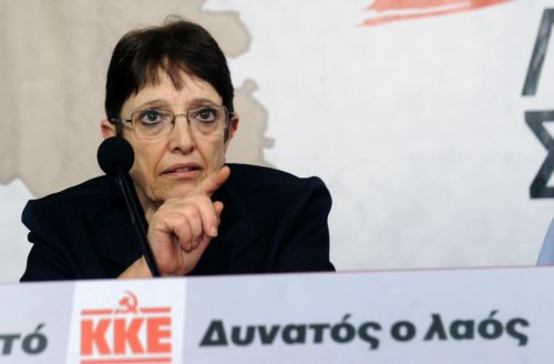 Η αυτοδιοικητική ψήφος σε ΠΑΣΟΚ και ΝΔ είναι επικίνδυνη, λέει η Αλ.Παπαρήγα