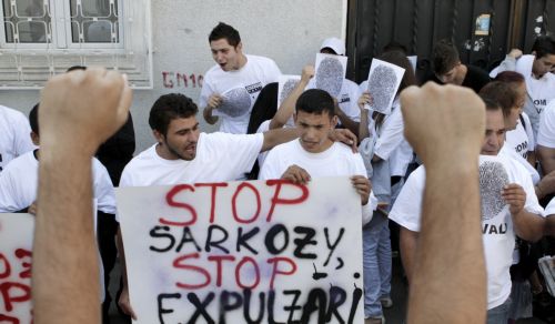 Να σταματήσει τις απελάσεις Ρομά καλεί τη Γαλλία το Ευρωκοινοβούλιο