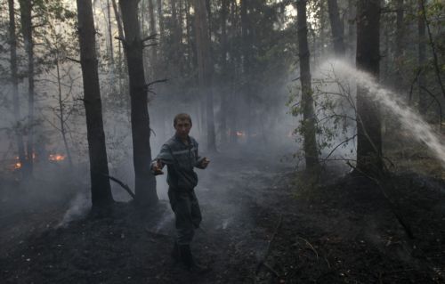 Πέντε νεκροί από φωτιές στη νότια Ρωσία