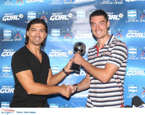 «Ο Ολυμπιακός πάνω απ’ όλα» δήλωσε ο Ριέρα