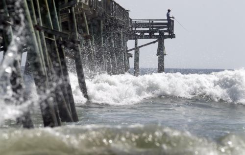 Εκκενώνεται η Βόρεια Καρολίνα εξαιτίας του τυφώνα Ερλ