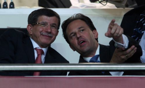 Η Τουρκία δεν πρόκειται να άρει μονομερώς το casus belli, ξεκαθάρισε ο Νταβούτογλου