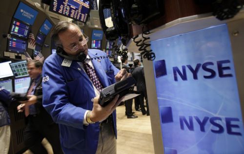 Πτώσης συνέχεια στην Ευρώπη την Παρασκευή, άνοδος στη Γουόλ Στριτ