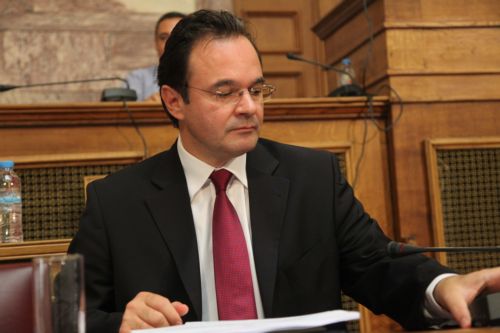 Αποκλείει μετάταξη τροφίμων και ΔΕΚΟ σε ΦΠΑ 23% ο Γ.Παπακωνσταντίνου