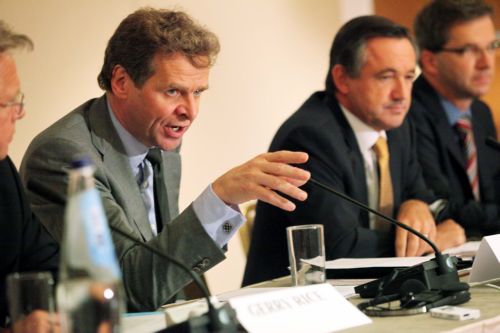 Προϋπολογισμός και μεταρρυθμίσεις στο επίκεντρο των συζητήσεων της τρόικας με τον Γ.Παπακωνσταντίνου