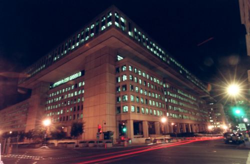 «Σκονάκι» από πράκτορες του FBI σε τεστ της υπηρεσίας