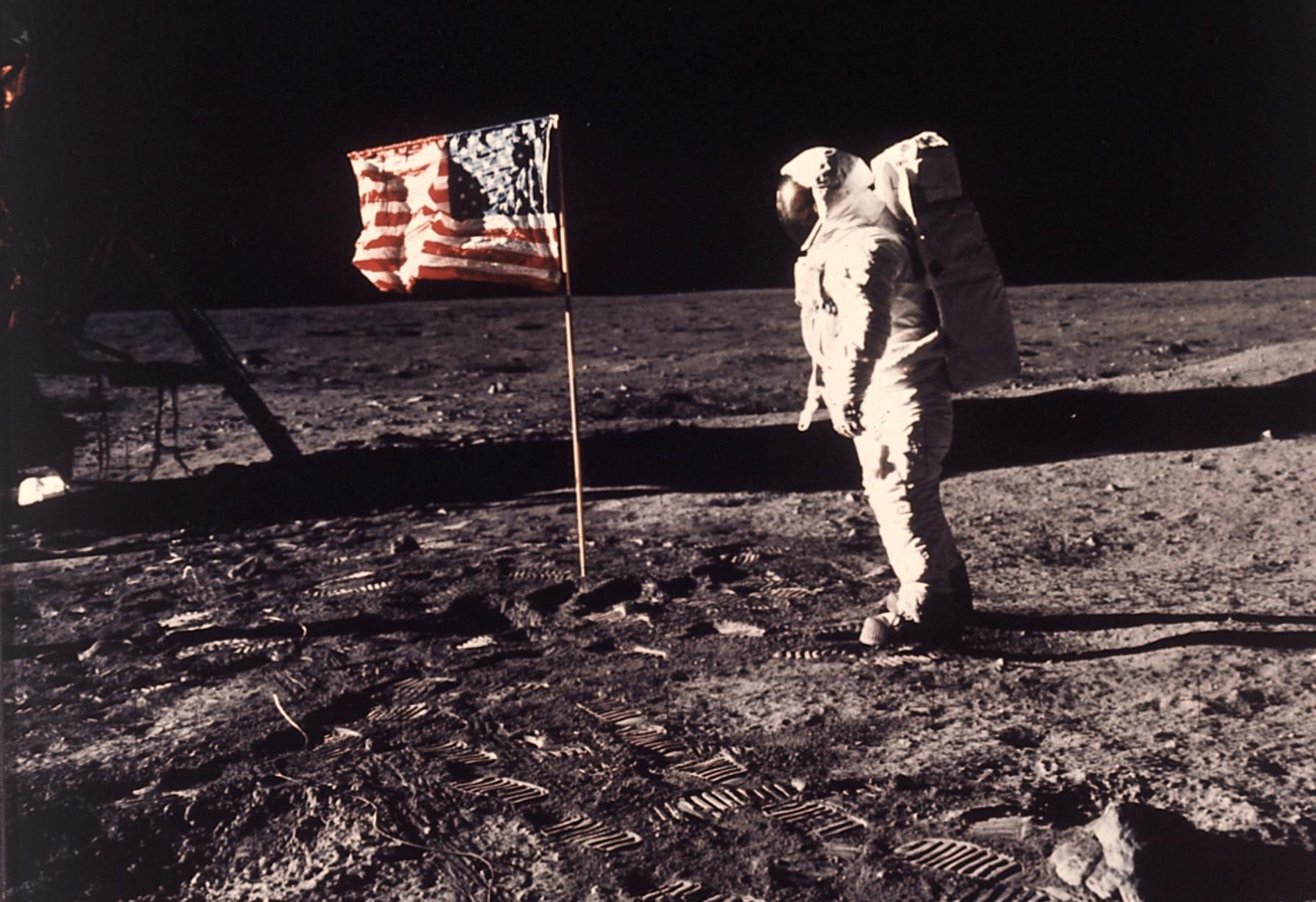 Χαμένο βίντεο της πρώτης προσσελήνωσης επανεμφανίζεται στην Αυστραλία