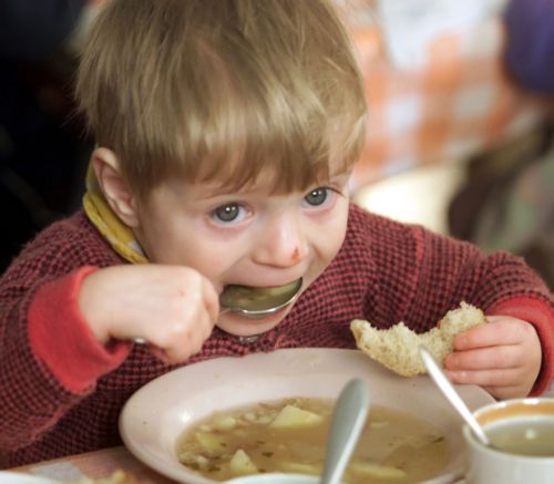 Στα ορφανοτροφεία επιστρέφουν τα υιοθετημένα παιδιά της Ρωσίας