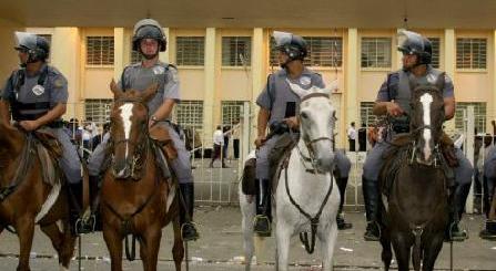 Χειροπέδες στο δήμαρχο και ολόκληρο το δημοτικό συμβούλιο βραζιλιανικής πόλης
