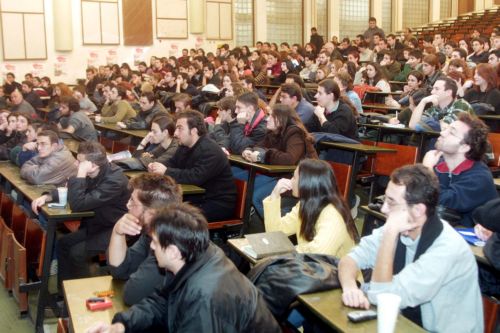 Ηλεκτρονικά από φέτος οι μετεγγραφές και η διανομή πανεπιστημιακών συγγραμμάτων