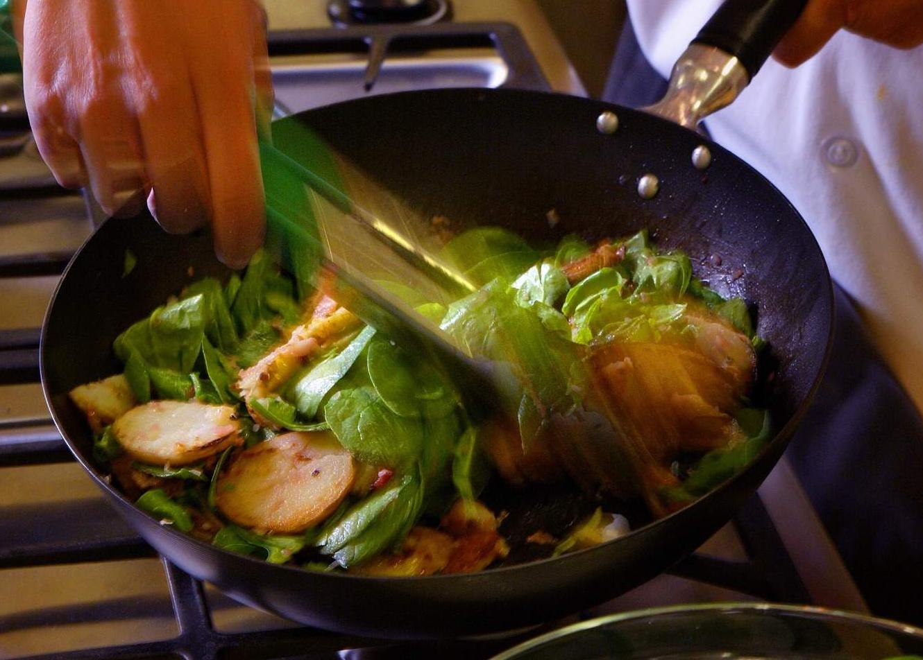 Αντικολλητικές επιστρώσεις ύποπτες για αύξηση της χοληστερόλης