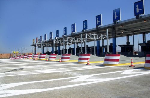 Εγκαίνια με κατάληψη στον πρώτο σταθμό διοδίων της Εγνατίας Οδού