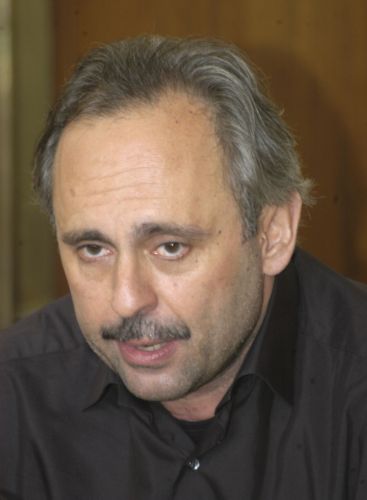 Ανανεώθηκε η θητεία του Σωτήρη Χατζάκη στο Κρατικό Θέατρο Βορείου Ελλάδος