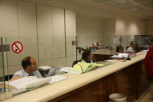 Τράπεζα «αρνήθηκε υπαγωγή» στις ρυθμίσεις για τα υπερχρεωμένα, καταγγέλλουν καταναλωτές