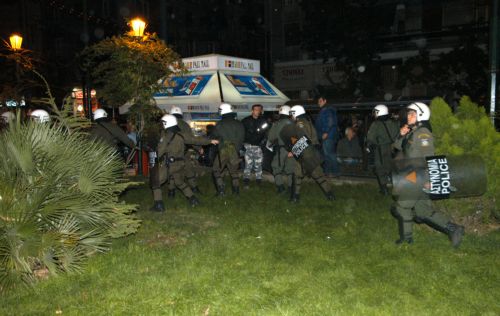 Κλείνει το γραφείο του Ελληνικού Φόρουμ Προσφύγων στον Αγ.Παντελεήμονα «λόγω επιθέσεων»