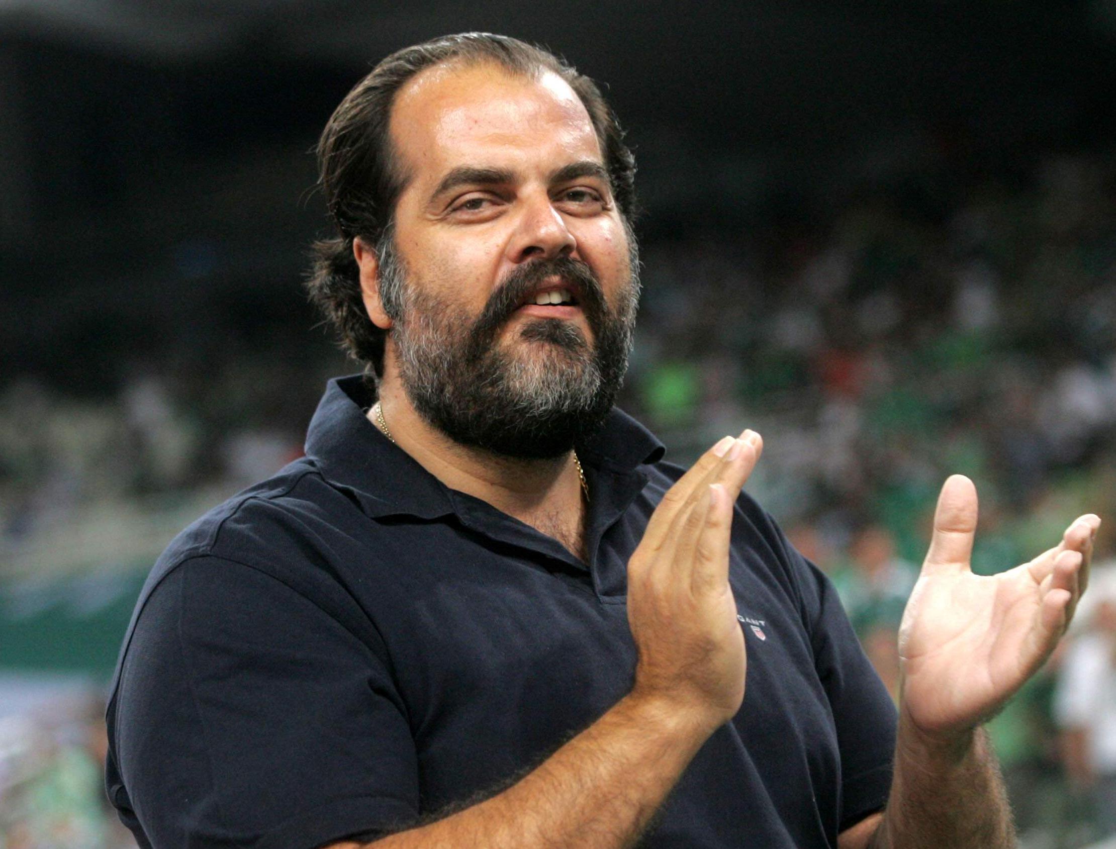 «Μαζί με τον Μαρινάκη για να αλλάξουμε το ποδόσφαιρο» είπε ο Πατέρας