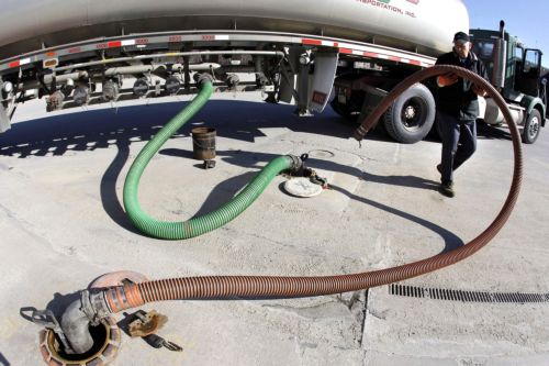 Εντατικοί έλεγχοι σε όλα τα στάδια διακίνησης καυσίμων υπό την εποπτεία εισαγγελέα