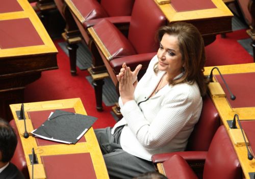 Βολές Μπακογιάννη κατά Σαμαρά με αφορμή την απουσία του προέδρου της ΝΔ από το ΕΛΚ