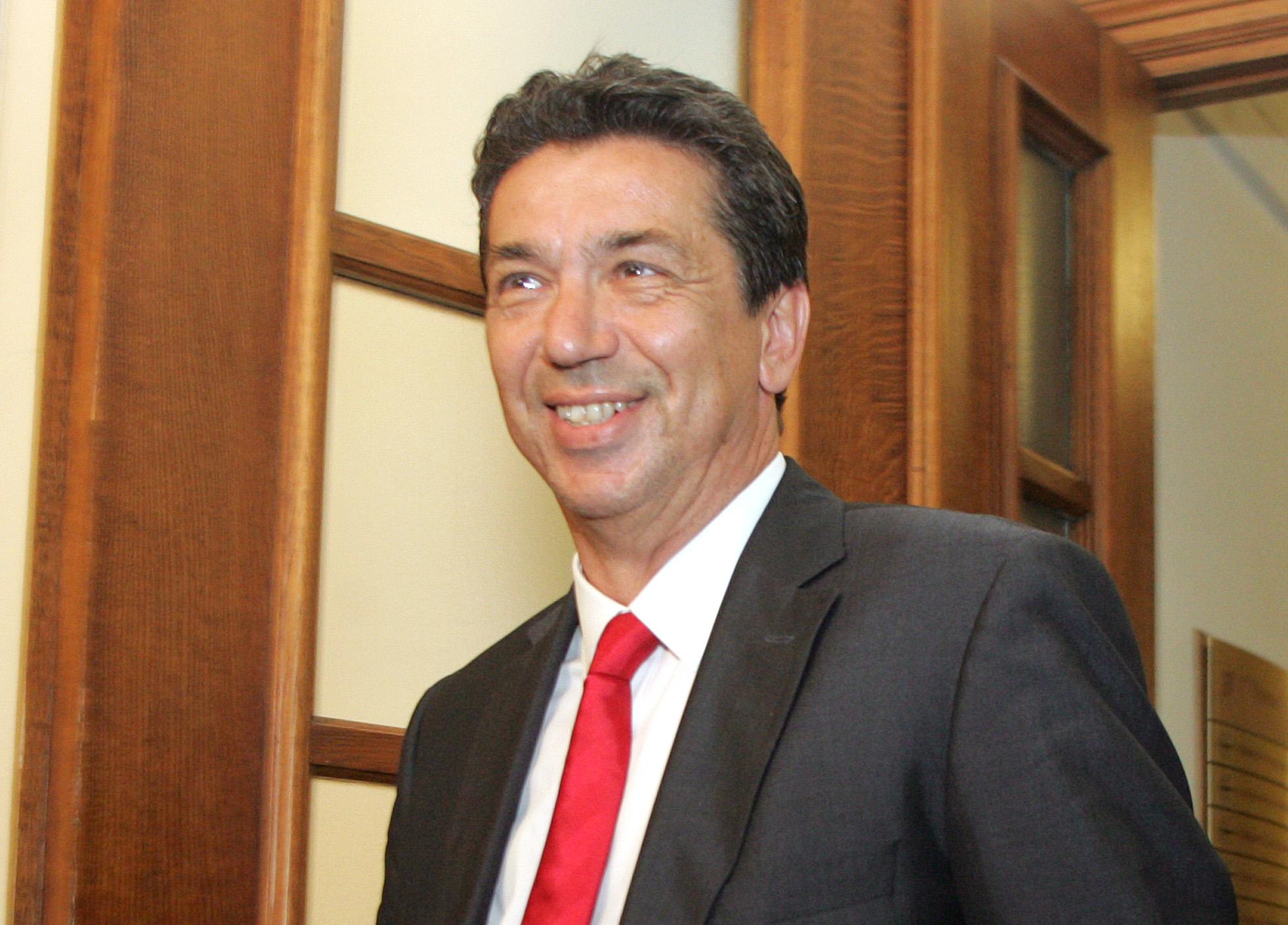 Διαψεύδει ο Χάρης Παμπούκης τα σενάρια για «Λας Βέγκας» στο Ελληνικό