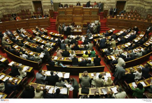 Προϋπόθεση για τη στήριξη της περαίωσης, η μη επιβολή νέων μέτρων, δηλώνει η ΝΔ