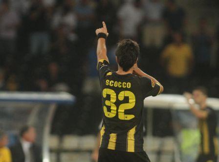 Μικραίνει το χάσμα ΑΕΚ και Σκόκο