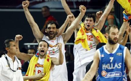 Εμείς είμαστε καλά και μας πολεμούν οι έξω, δήλωσε ο Σπανούλης