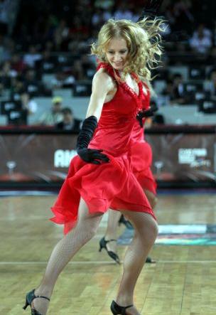 Σχόλια πολλών διεθνών ΜΜΕ για την απουσία τσιρλίντερ στους αγώνες της Τουρκίας