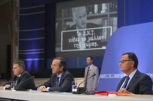 Αντίθετος με πρόωρες εκλογές ο Αντώνης Σαμαράς, αποστάσεις από Καραμανλή