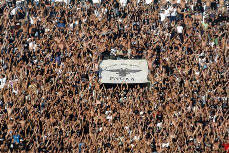 Πορεία οπαδών του ΠΑΟΚ προς την ΔΕΘ