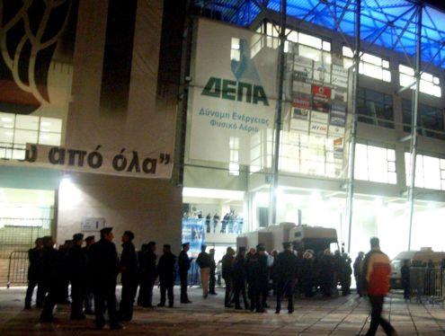 Μήνυση του Παπαγεωργόπουλου στον Ζαγοράκη για διαφημιστικά μπάνερς