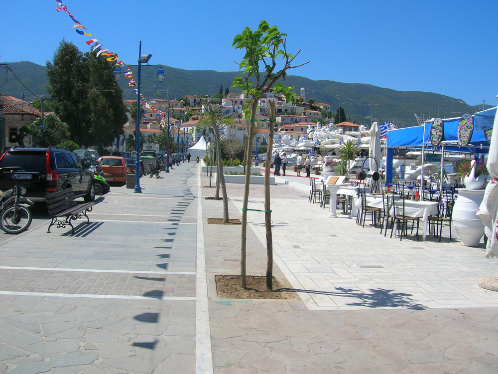 Η παραλία του Πόρου άλλαξε όψη