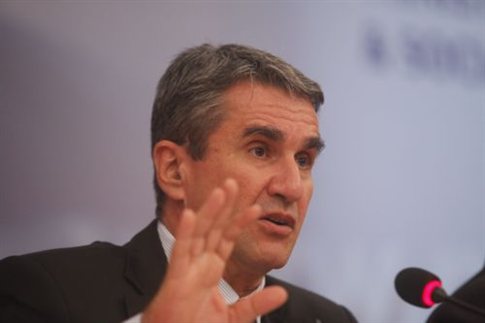 Παρέμβαση Λοβέρδου για τη χορήγηση ειδικών υποδημάτων στους διαβητικούς από το ΙΚΑ