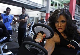 Καθημερινή άσκηση με βάρη συνιστά στα άτομα τρίτης ηλικίας ο Δρ Πάαβο Κόμι