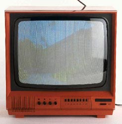 Πρόβληματα συγκέντρωσης προκαλεί στα παιδιά η τηλεόραση και ο ηλεκτρονικός υπολογιστής