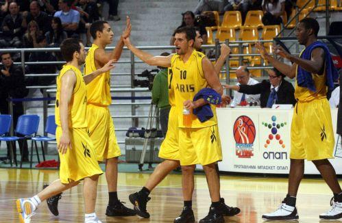 Ήττα… πρόκρισης για τον Άρη από την Ακαντέμικ με 73-72