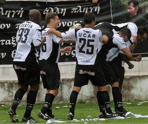 Τέταρτη σερί νίκη με Αναστόπουλο και κορυφή για τον ΟΦΗ