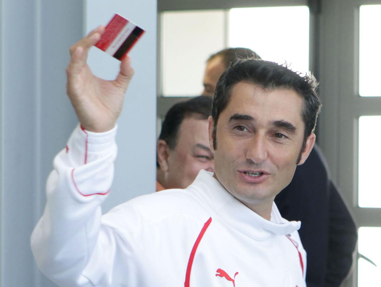 Προπονητής και παίκτες του Ολυμπιακού έγιναν μέλη του Ερασιτέχνη