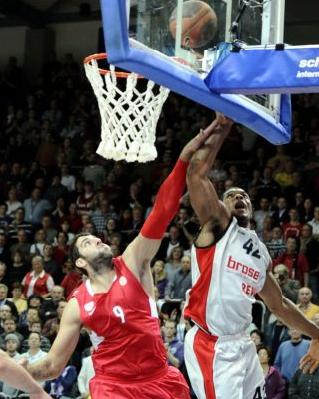 Γερμανική «σφαλιάρα» στον Ολυμπιακό και ήττα με 73-61