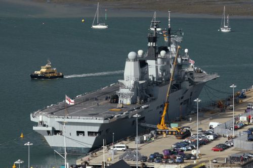 Περικοπές στις βρετανικές ένοπλες δυνάμεις ανακοίνωσε ο Ντέιβιντ Κάμερον