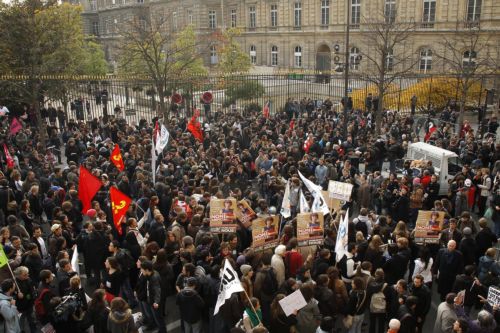 Το τελικό «ναι» στη συνταξιοδοτική μεταρρύθμιση έδωσε η Γερουσία στη Γαλλία