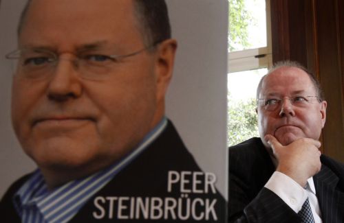 «Εξομολόγηση» του πρώην υπουργού Οικονομικών της Γερμανίας για την ελληνική οικονομία και τον Γ.Παπανδρέου