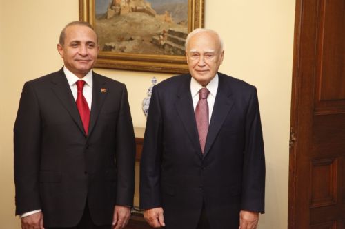 Με τον πρόεδρο της Βουλής της Αρμενίας συναντήθηκε ο Κάρολος Παπούλιας