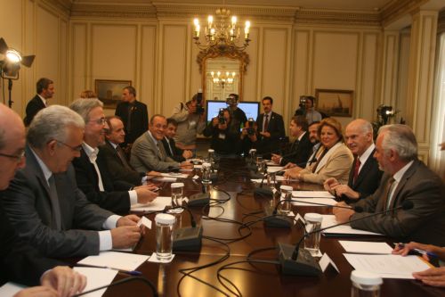 Στα 2,6 δισ. ευρώ τα κονδύλια για τη στήριξη της απασχόλησης