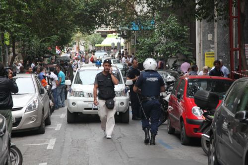 Στον εισαγγελέα μία γυναίκα συνεργός στην αιματηρή ληστεία στο κέντρο της Αθήνας