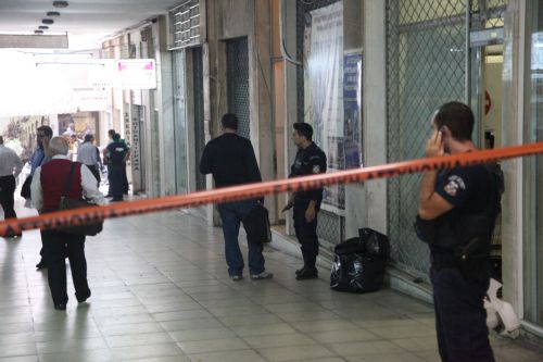 Δύο τραυματίες στη διάρκεια ληστείας στο κέντρο της Αθήνας