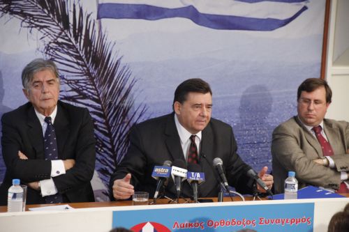 Εθνική συνεννόηση και κυβέρνηση οικουμενικής αντίληψης ζητά ο Γ.Καρατζαφέρης